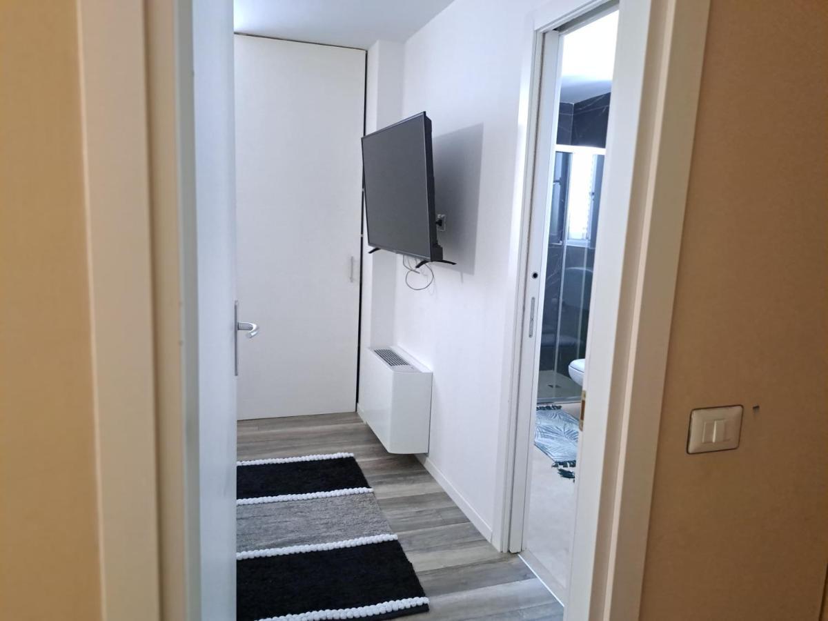 ホテル Casa Adriatik & Marina Telti エクステリア 写真